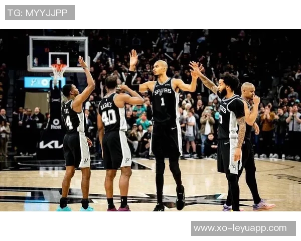 雷霆与马刺的对抗升级文班亚马期待尽快实现宿敌关系